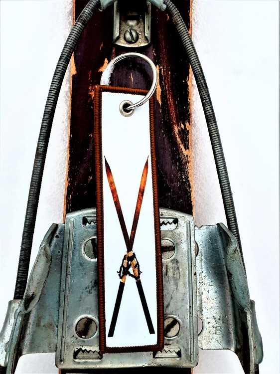 Nyckelring Korsade Skidor